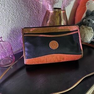 Canadian leather purse